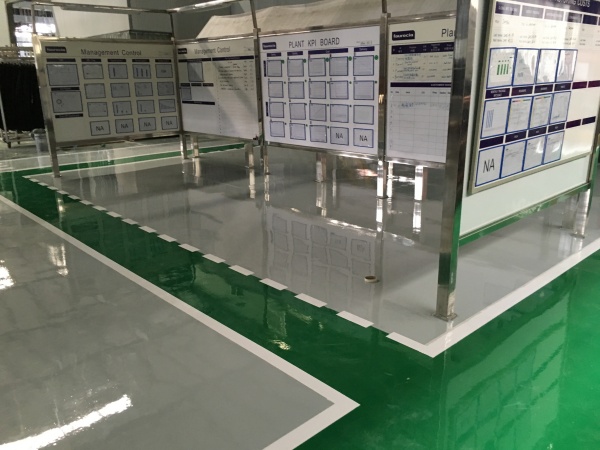 成都佛吉亚利民汽车部件车间：环氧地坪施工，打造高效洁净生产空间