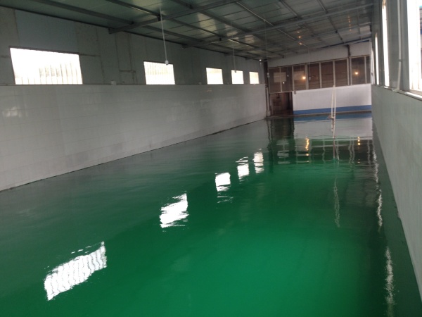 崃名扬食品厂环氧地坪施工：洁净生产新保障